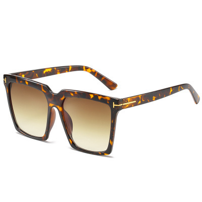 Square Sunglasses For Women - Image 11