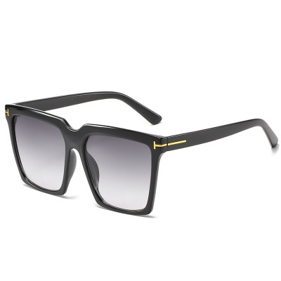 Square Sunglasses For Women - Image 7